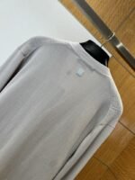 LV Embroidered Mesh Striped V-Neck Cardigan - 图片 6