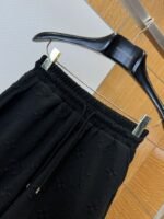 LV Logo-Embossed Drawstring Casual Shorts 2 - 图片 3