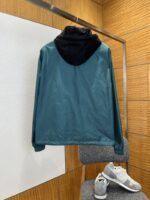 Prada Logo Reversible Detachable Hooded Jacket - 图片 2