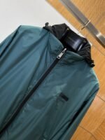 Prada Logo Reversible Detachable Hooded Jacket - 图片 5