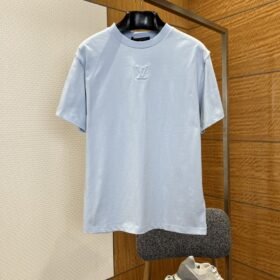 LV Embossed Logo Short-Sleeve T-Shirt 1